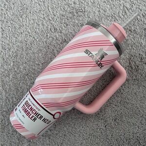 Stanley strawberry twist holiday release tumbler - 2025 target limited edition